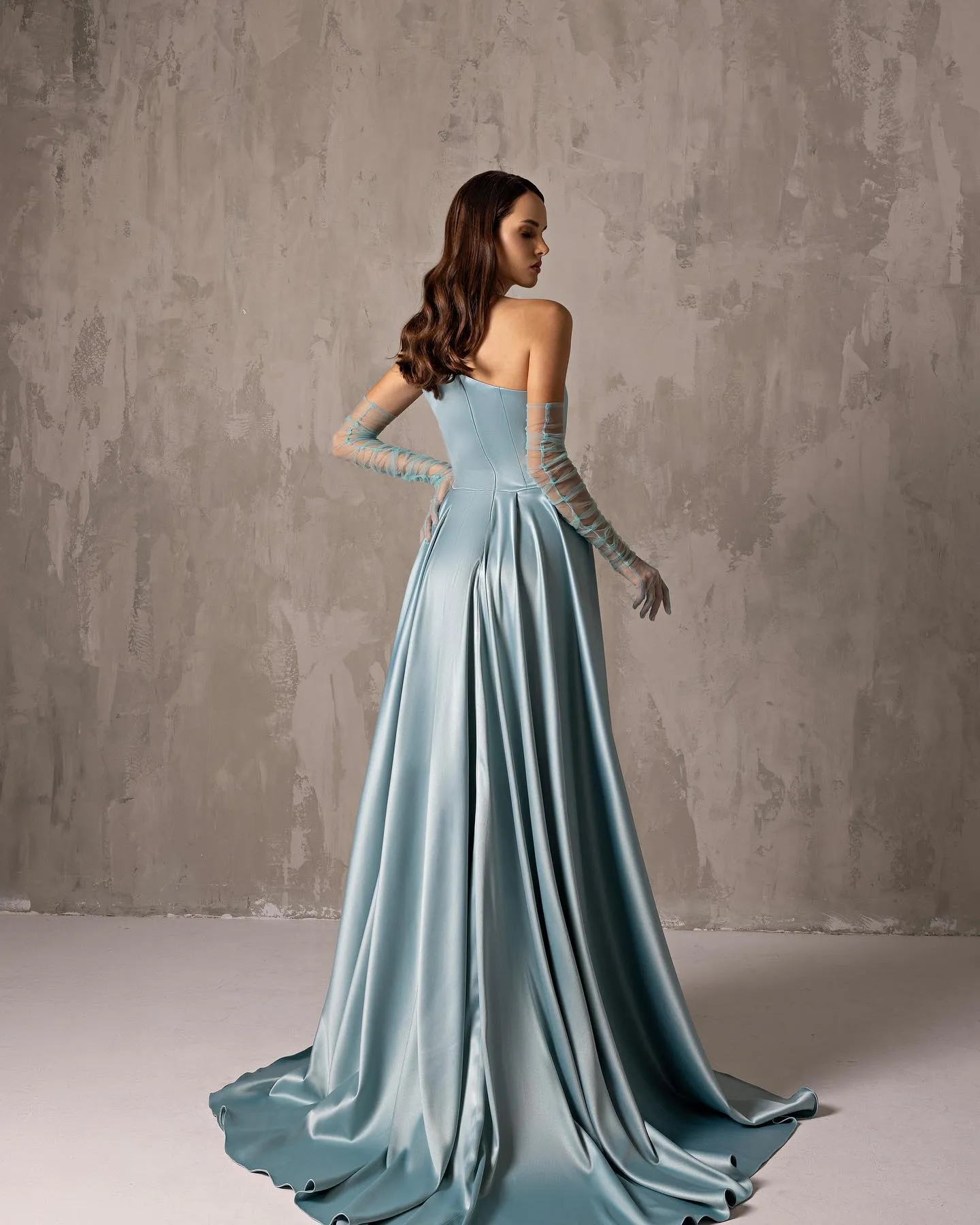 Elegant Blue Strapless Evening Dress with Overskirt SF052