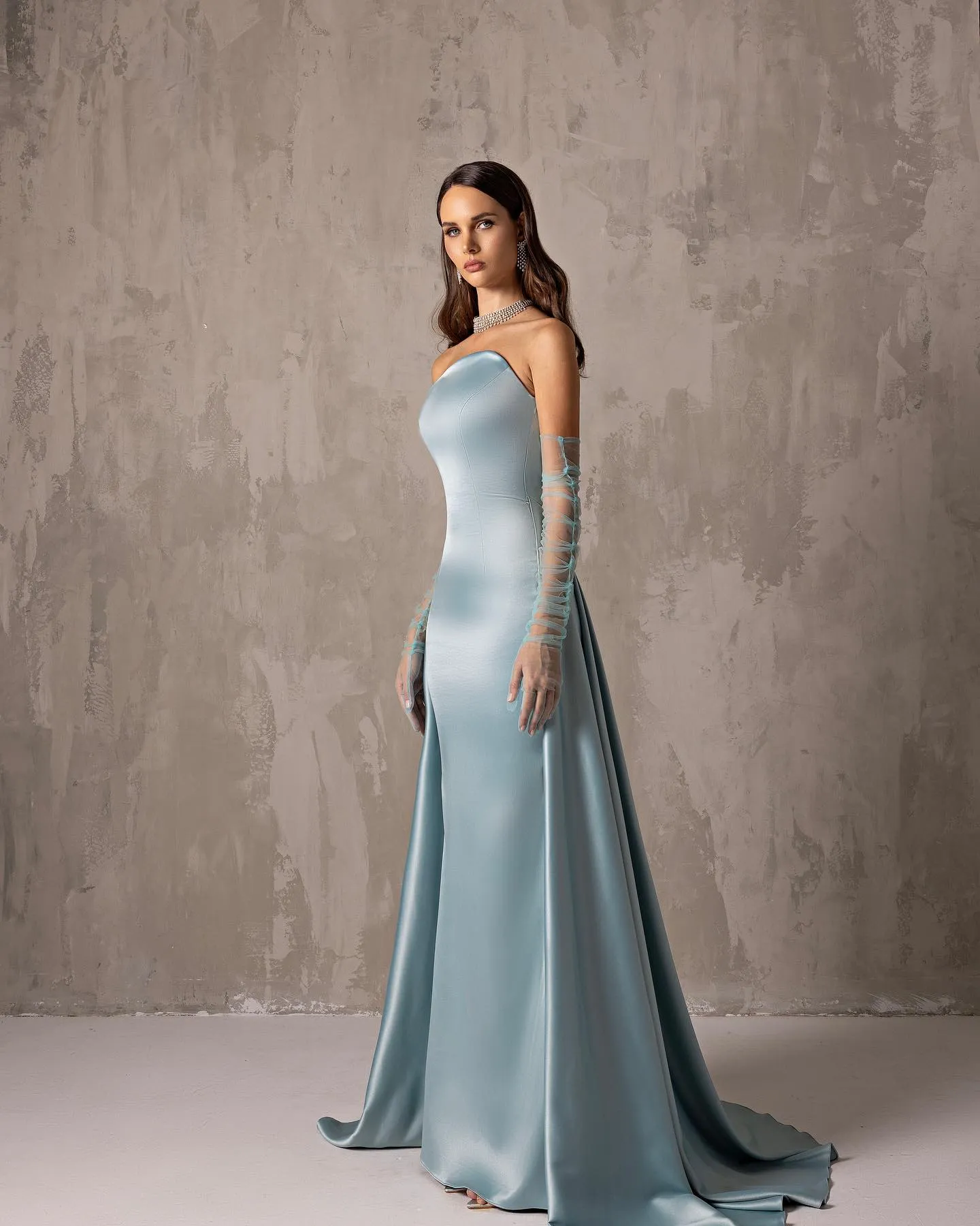 Elegant Blue Strapless Evening Dress with Overskirt SF052